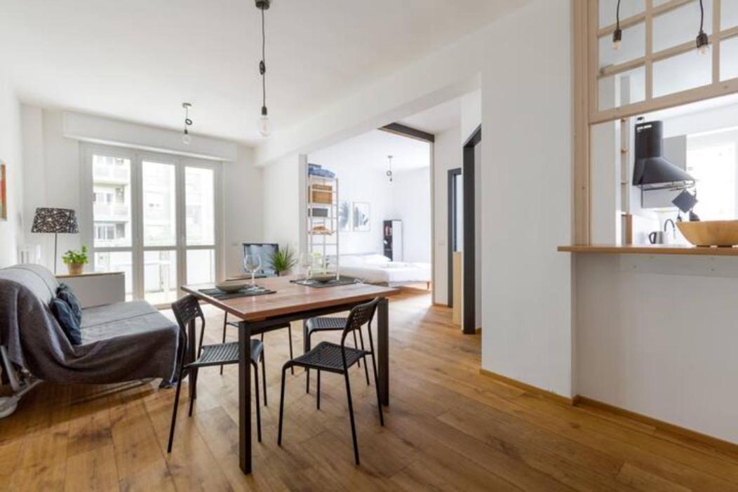City Life & Mico Cosy And Functional Apartment Милано Екстериор снимка